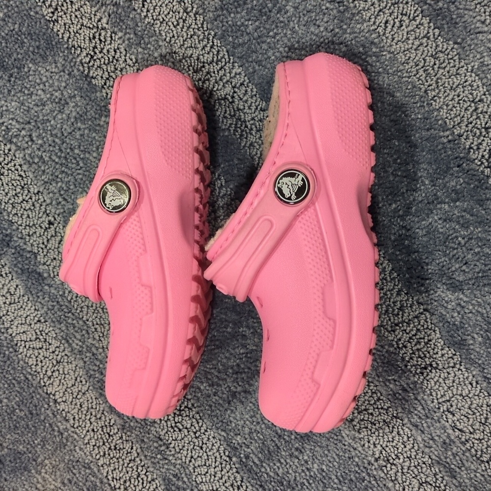 CROCS Girls Bundle, Pink Fur Lined & Pink/Purple Marbled - Picture 5 of 13